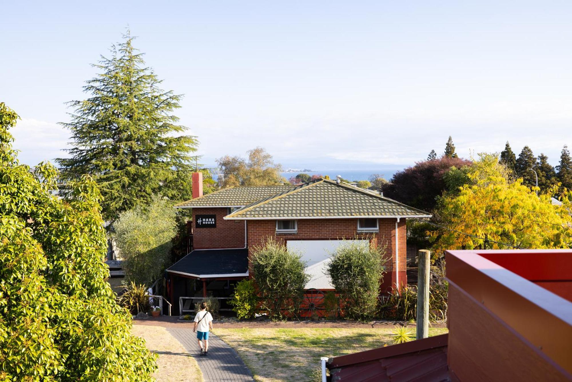Haka House Taupo Hostel Eksteriør bilde